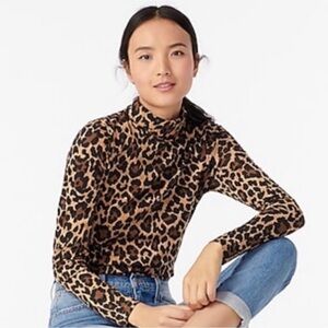 J Crew Tissue Turtleneck in Leopard size small